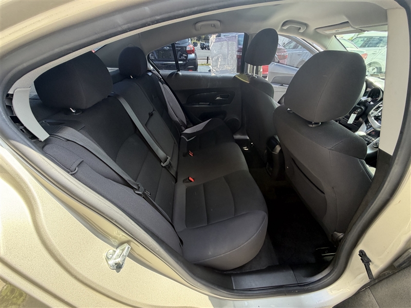 2014 Chevrolet Cruze 1FL - Photo 13