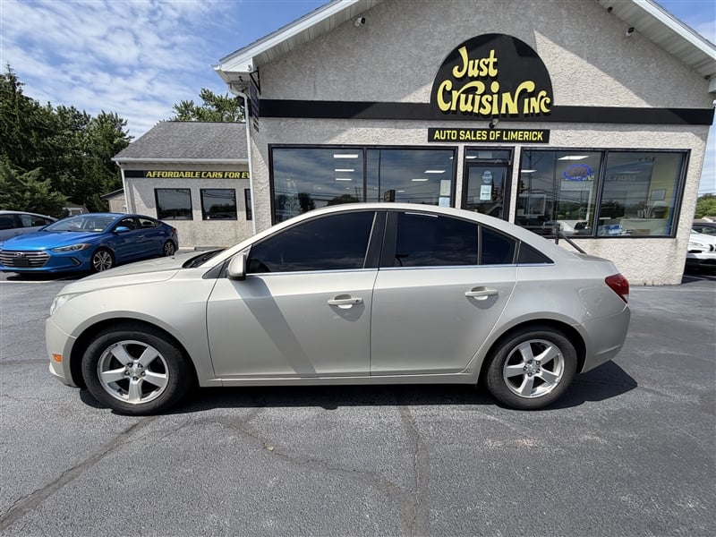 2014 Chevrolet Cruze 1FL - Photo 2