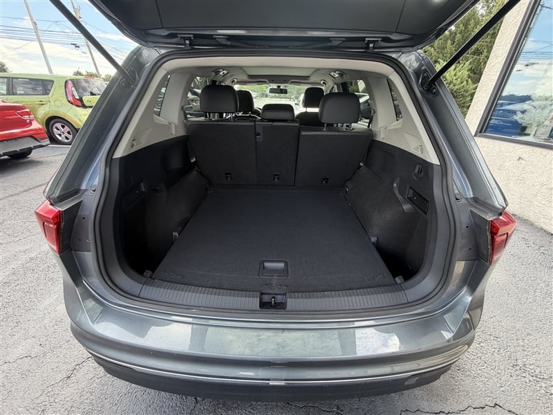 2020 Volkswagen Tiguan SE - Photo 16