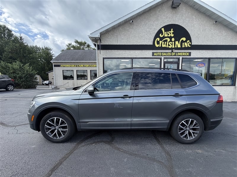 2020 Volkswagen Tiguan SE - Photo 2