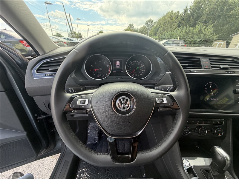 2020 Volkswagen Tiguan SE - Photo 7