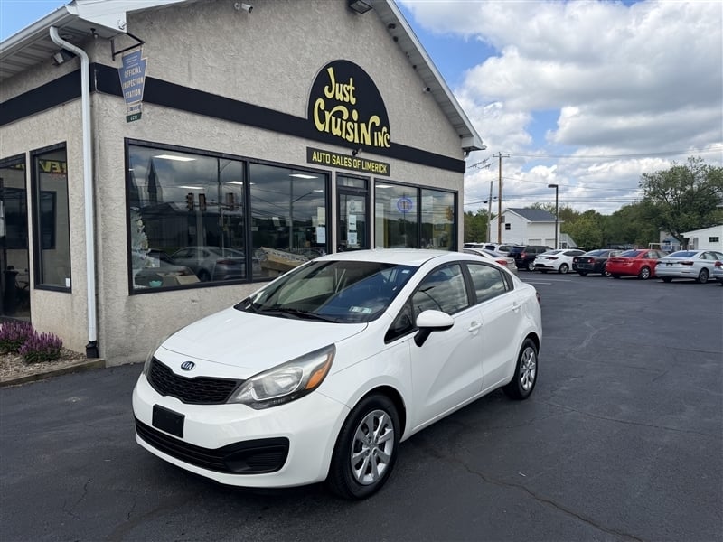 2015 Kia Rio LX AT's photo